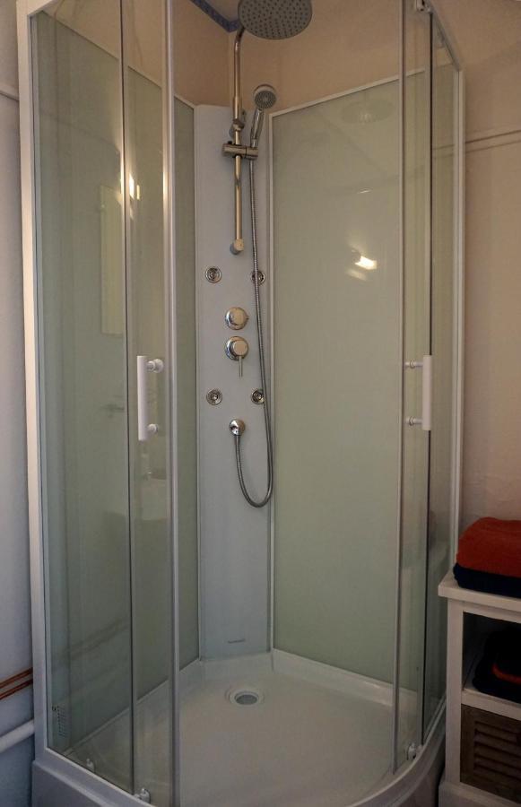 Les Neuf Bouleaux Bed & Breakfast Job Екстериор снимка